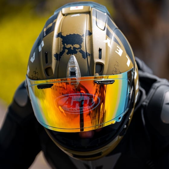 Arai RX-7 V Evo Maverick Oakley Kapalı Kask - Kapalı Kasklar