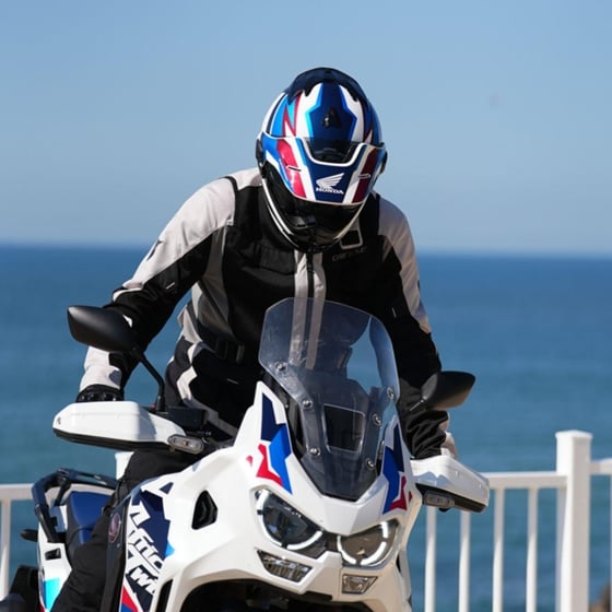 Arai Tour-X5 Honda Blue Kapalı Kask - Kapalı Kasklar